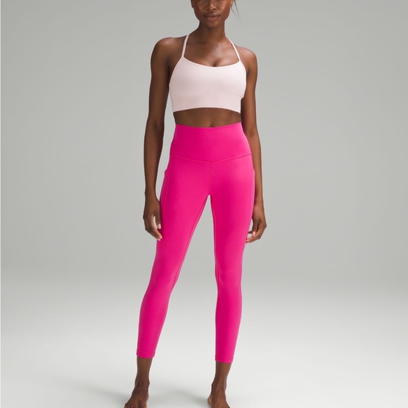 Lululemon align leggings size 2. Colour sonic pink - Picture 10 of 10